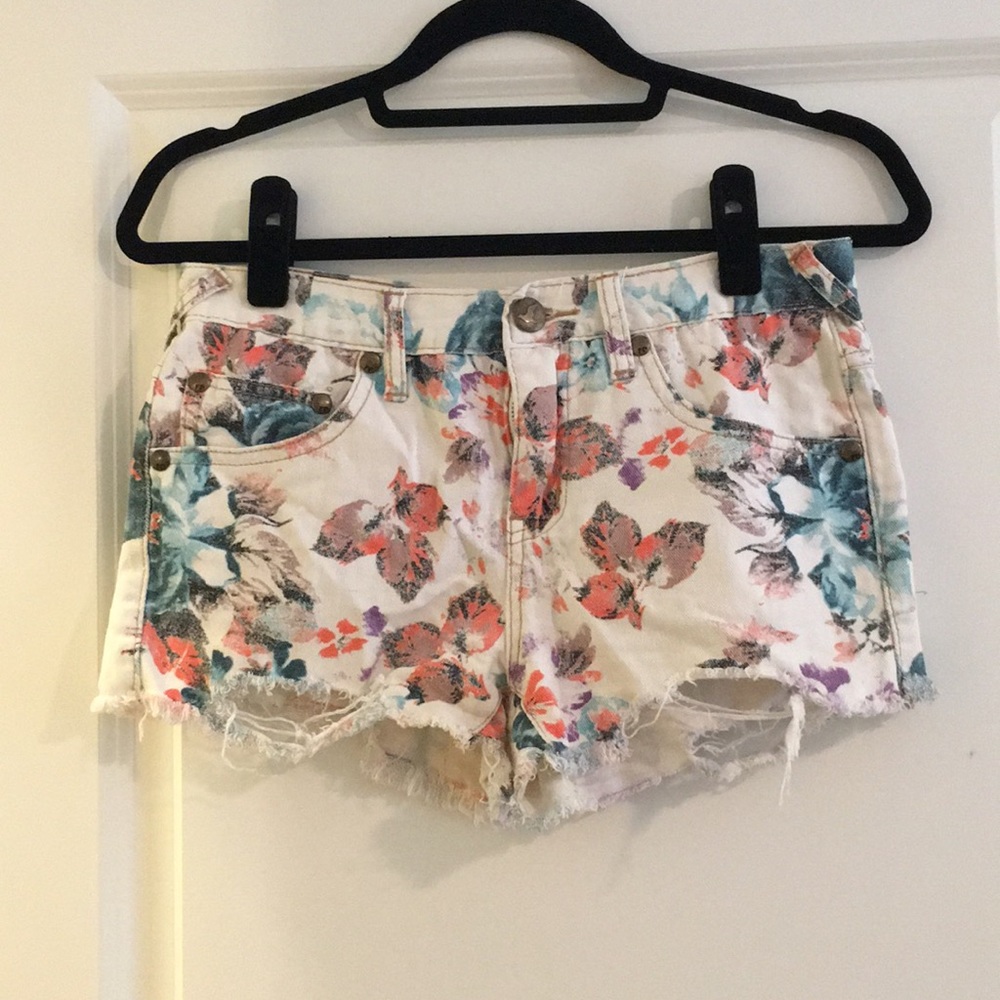 *MOVING SALE* FP printed & distressed denim shorts